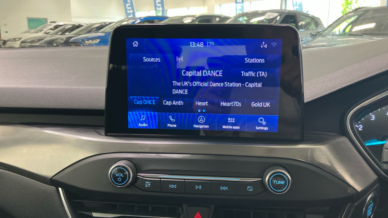 Ford Focus 1.0 EcoBoost 125 Titanium 5dr Petrol Hatchback